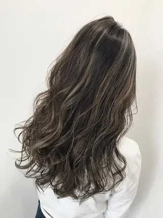 ロング カラー 若杉 諒のヘアスタイル