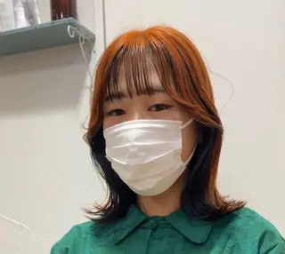 ミディアム カラー 横尾 歩のヘアスタイル