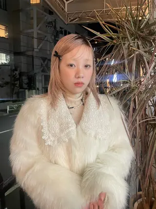 セミロング 🧤ル ウ🧤のヘアスタイル