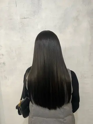 ロング 西村 瑠々花のヘアスタイル