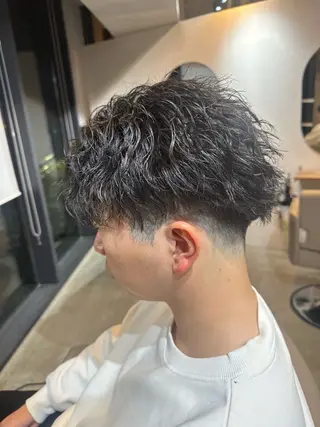パーマ メンズ 梅田中崎町メンズ 美容師ユースケのヘアスタイル