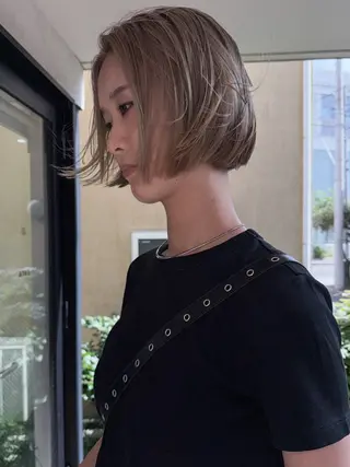 ショート カラー イシイ モエカのヘアスタイル