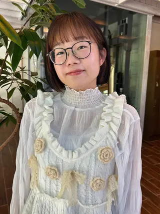 ミディアム カラー 西 優衣奈のヘアスタイル