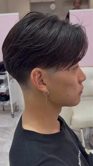 ショート パーマ メンズ 岩城 滉成のヘアスタイル