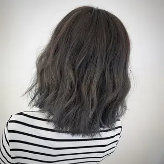ミディアム カラー 白井 つづりのヘアスタイル