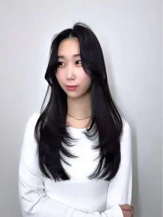ロング カラー ヘアアレンジ 酸性縮毛矯正🧴韓国 レイヤー/髪質改善のヘアスタイル