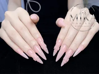 ネイル Rina Mika Nailsのネイルデザイン