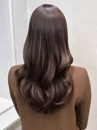 ロング カラー girly上品ヘア 🎀/ベージュikuのヘアスタイル