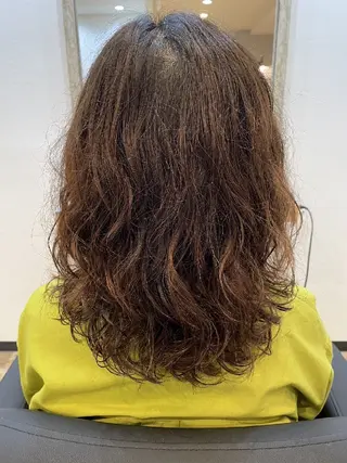 セミロング パーマ 工藤 裕樹のヘアスタイル