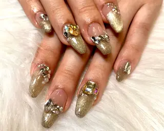 ネイル FREEME 🌼アビのネイルデザイン
