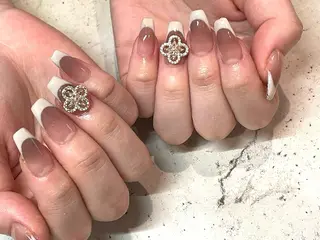 ネイル 韓国/ワンホン/長さ 出しつけ放題🎀のネイルデザイン