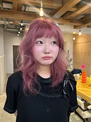 カラー 具志 優林亜のヘアスタイル