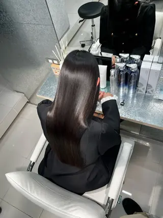 ロング カラー 100%髪質改善特化 TRUNSのヘアスタイル