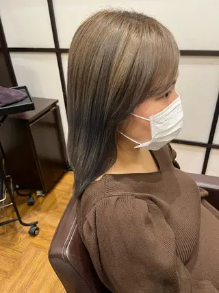 ロング カラー 伊藤 未紗希のヘアスタイル