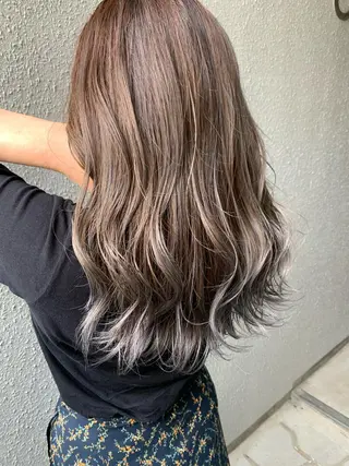 セミロング カラー 山本 章人のヘアスタイル