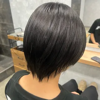 ショート カラー 美髪矯正🪽／新宿／ ゆうみ🦋のヘアスタイル