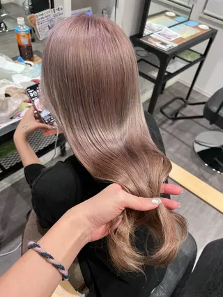 ロング トップスタイリスト/ アユミのヘアスタイル