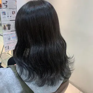 ミディアム カラー 'comma rinkaのヘアスタイル