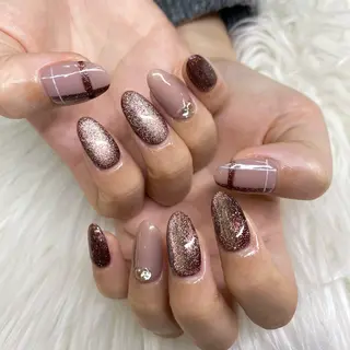 ネイル 🫧RaLa ⭐︎AYAKA🫧のネイルデザイン