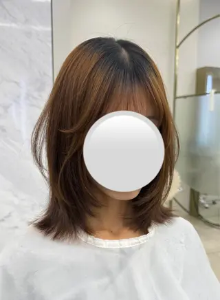 ミディアム 無料募集/ミディアム レイヤー日向のヘアスタイル