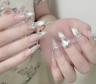 ネイル Pure&Rich Nailのネイルデザイン