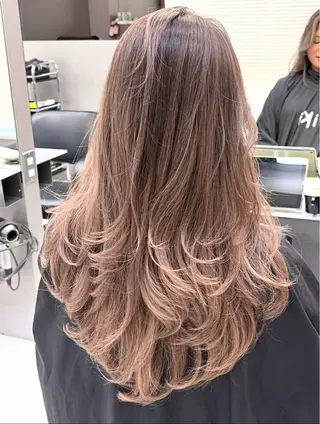 ロング Kotomi 🇺🇸💋のヘアスタイル