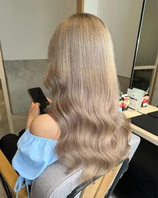 ロング カラー ブリーチ 透明感HIDEのヘアスタイル