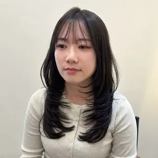 ロング カラー fuyuna レイヤーカット🖤のヘアスタイル