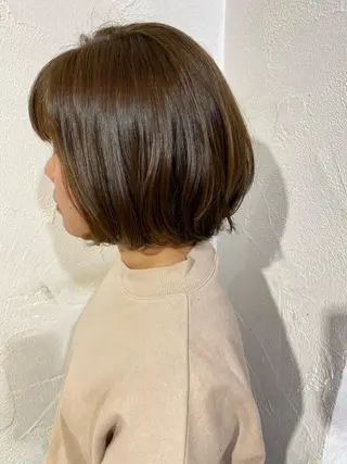 ショート カラー マルヤマ リナの眉毛・アイブロウイメージ