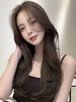 ロング 橋本 眞穂のヘアスタイル