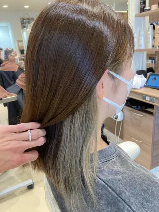 セミロング 🔸縮毛矯正🔸 カソリ ナユタのヘアスタイル