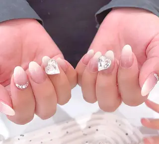 ネイル FLY Nail Salonのネイルデザイン