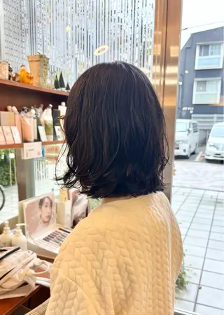 ミディアム パーマ 望月 千絵のヘアスタイル