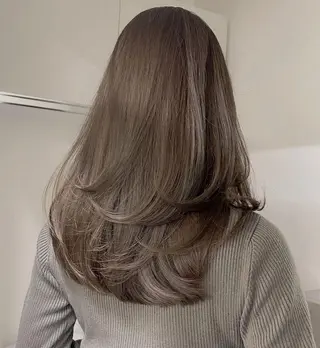 セミロング Philia福岡天神 カット/カラー⭐️のヘアスタイル