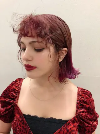 ショート 《インナーカラー》 YAMADAのヘアスタイル