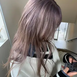 セミロング カラー 本間 結衣のヘアスタイル