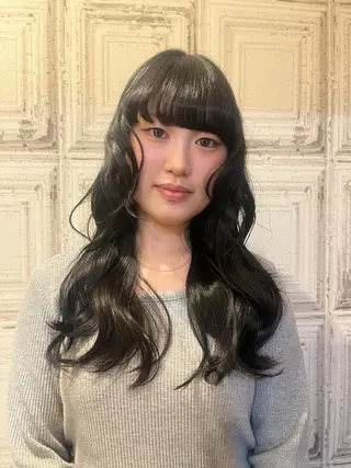 ロング カラー loty _nanamiのヘアスタイル