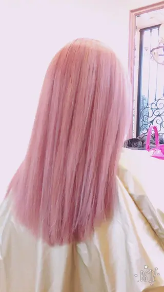 セミロング ハイトーン得意😍 Lumiereのヘアスタイル