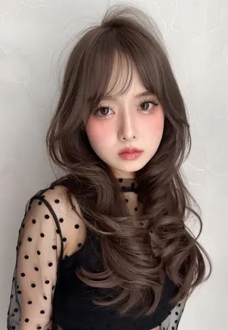 ロング カラー 韓国風レイヤーカラー ライムのヘアスタイル