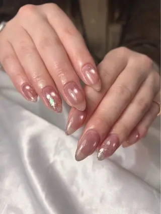 ネイル 梅本 愛のネイルデザイン