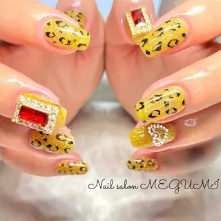 ネイル Nail salon MEGUMIのネイルデザイン
