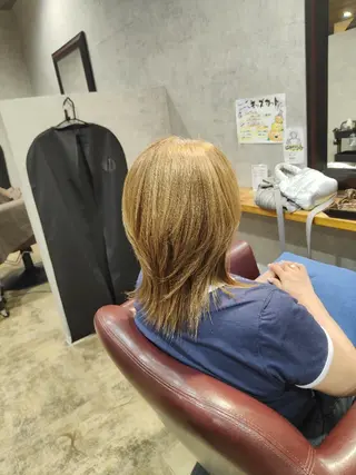 ミディアム カラー Overture MIWAKOのヘアスタイル