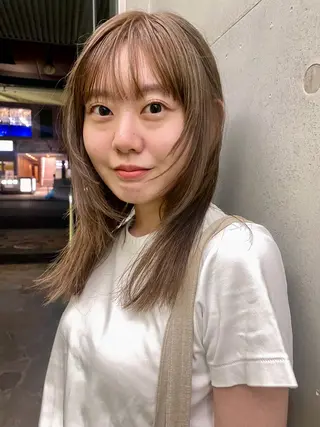 ミディアム カラー 砂原 ひよりのヘアスタイル
