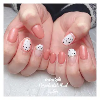 ミディアム ネイル 🐾enen style 🐾のネイルデザイン