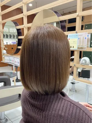 カラー Blossom 濱中のヘアスタイル