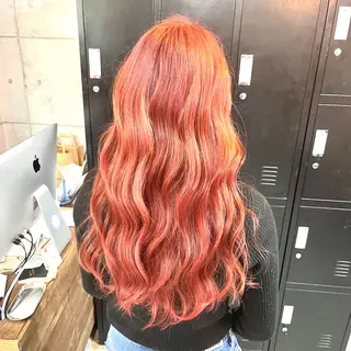 ロング カラー 🌈カラー特化 ハイトーンけいと🌈のヘアスタイル