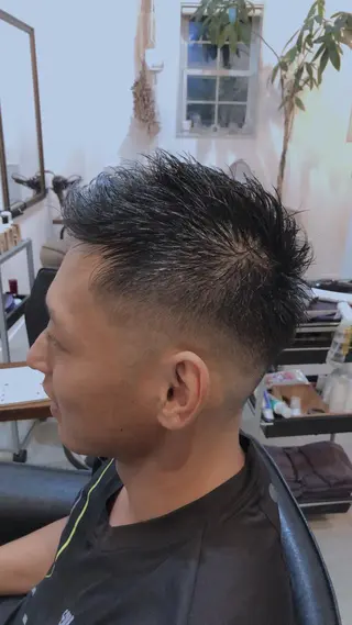 ショート 山口 晃也のヘアスタイル