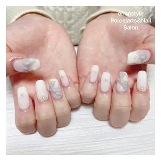 ミディアム ネイル 🐾enen style 🐾のネイルデザイン