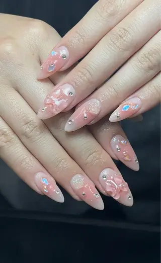 ネイル Iconic Nailのネイルデザイン