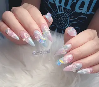 ネイル &ME ネイルサロンのネイルデザイン